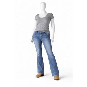 Levis Signature 30x31 L Womens Mid Rise Bootcut Jeans Medium Wash Stretch Denim